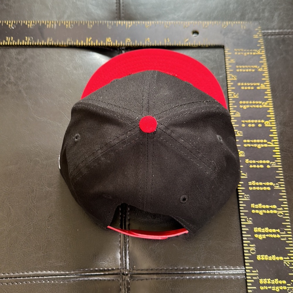 Chicago Bulls Hardwood Classics New Era 9Fifty youth snap back flat brim hat - Picture 16 of 16